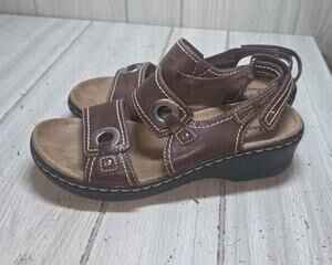 Clarks Lexi Sandals Womens 7.5 M Brown Leather Strappy Slingback Comfort Casual